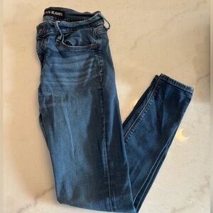 Express size 8 ultimate stretch